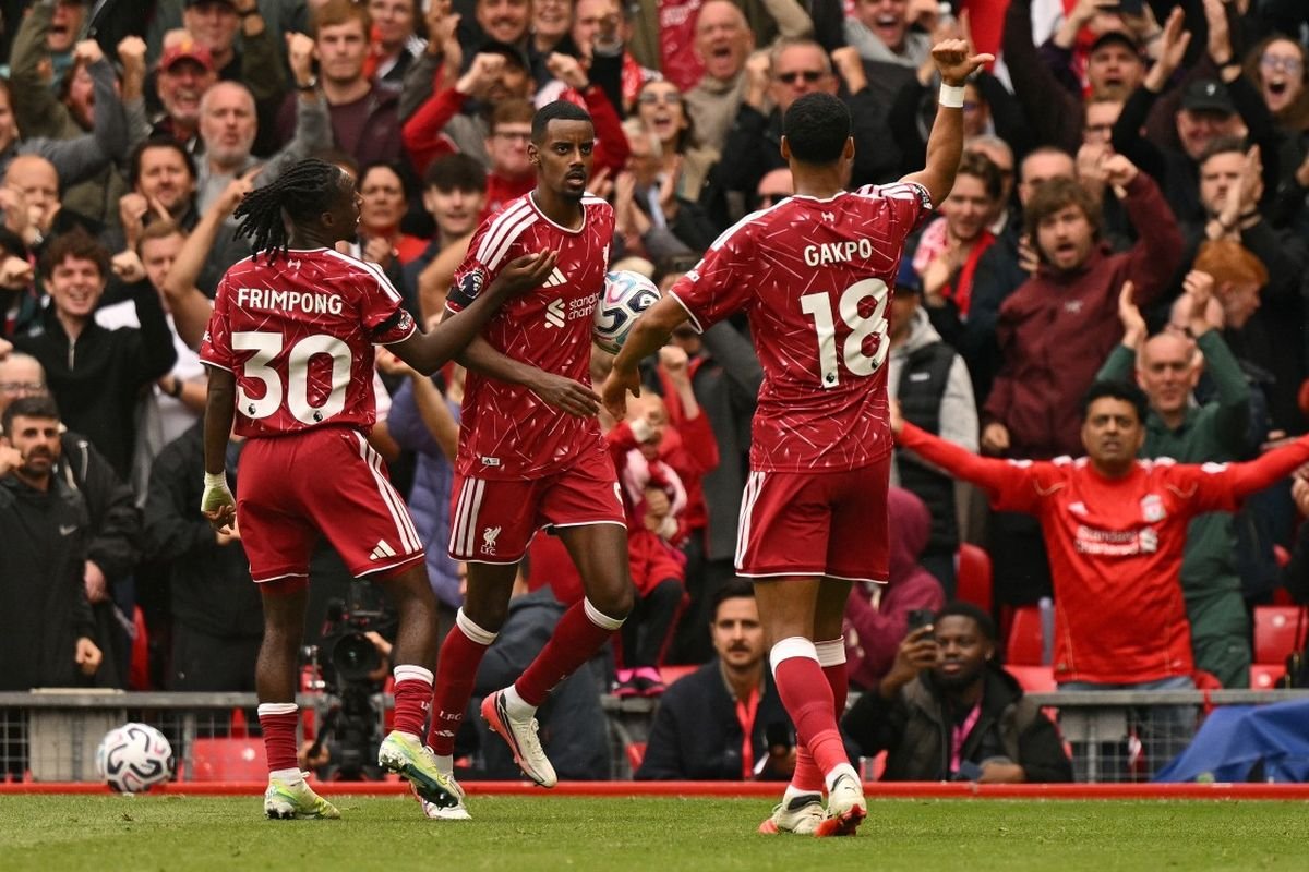 Liverpool vs Nottingham Forest Berakhir 2-2, The Reds Dua Kali Kejar Ketertinggalan